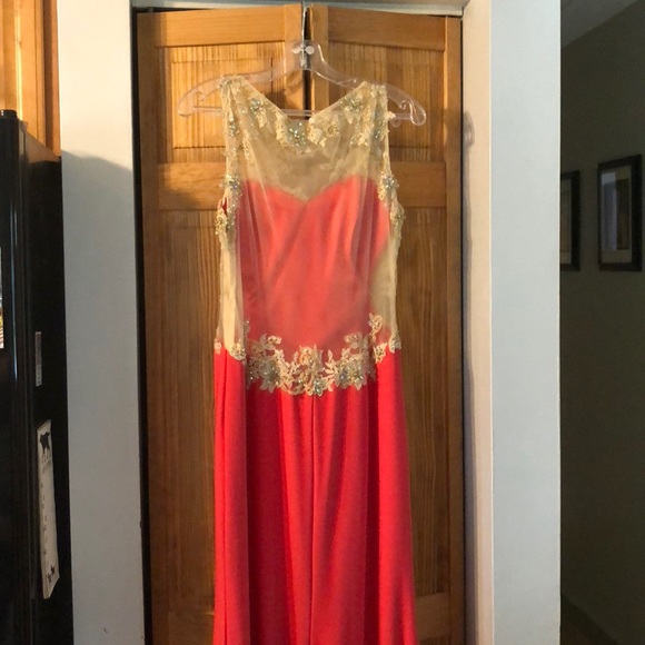 Prom - Picture 2 of 2